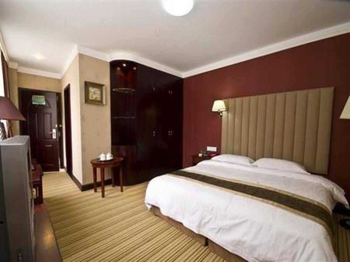 An E Courtyard Hotel Jiu Zhai Gou Branch Jiuzhaigou Zewnętrze zdjęcie